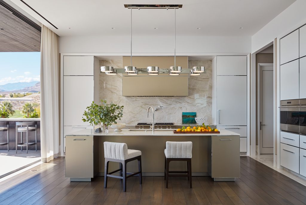 Cook for one or a crowd in this modern chef's kitchen.