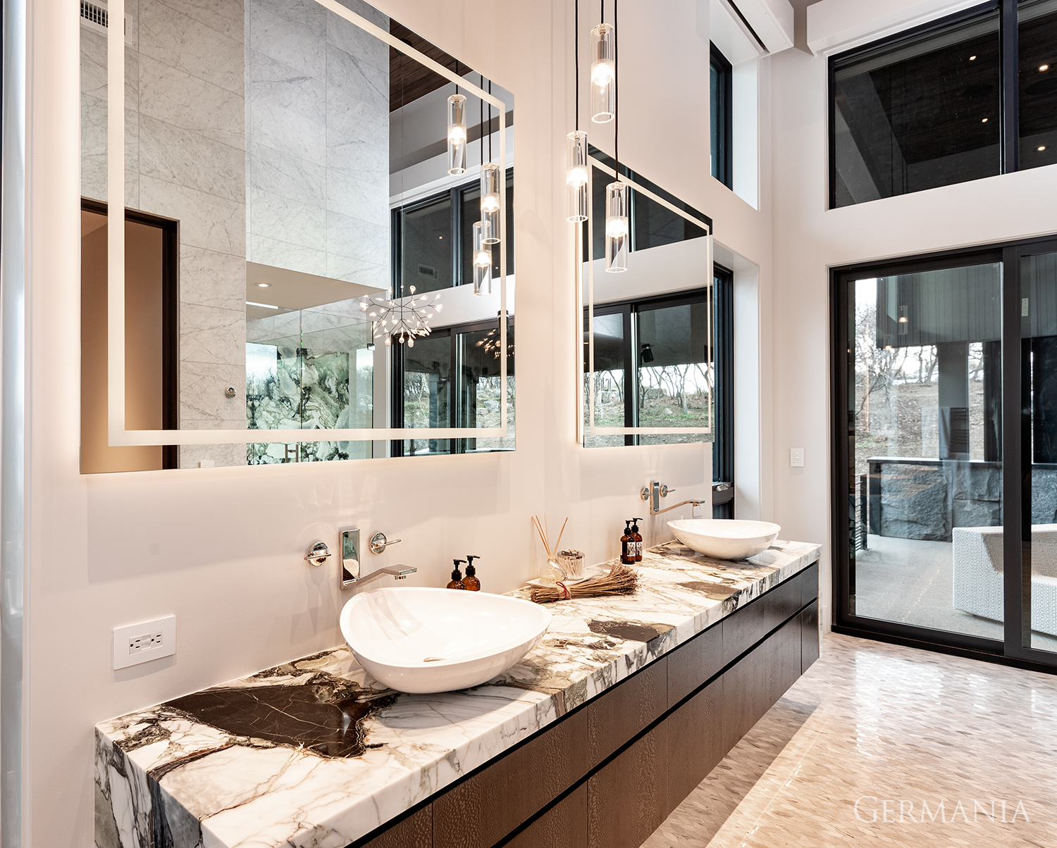 Gift & Jewelry Personalization | Tiffany & Co.